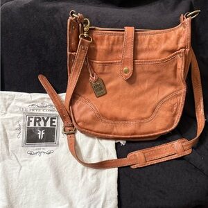 FRYE Campus crossbody